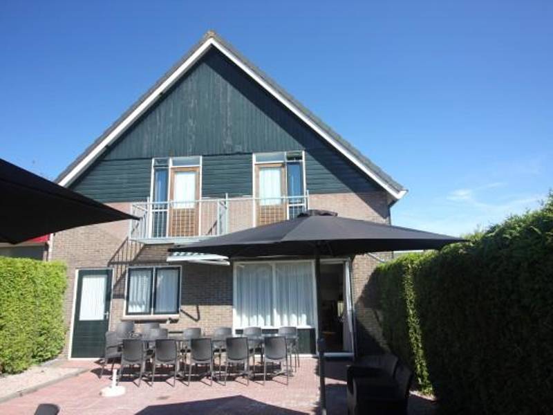 Vakantiehuis Giethoorn 20 personen